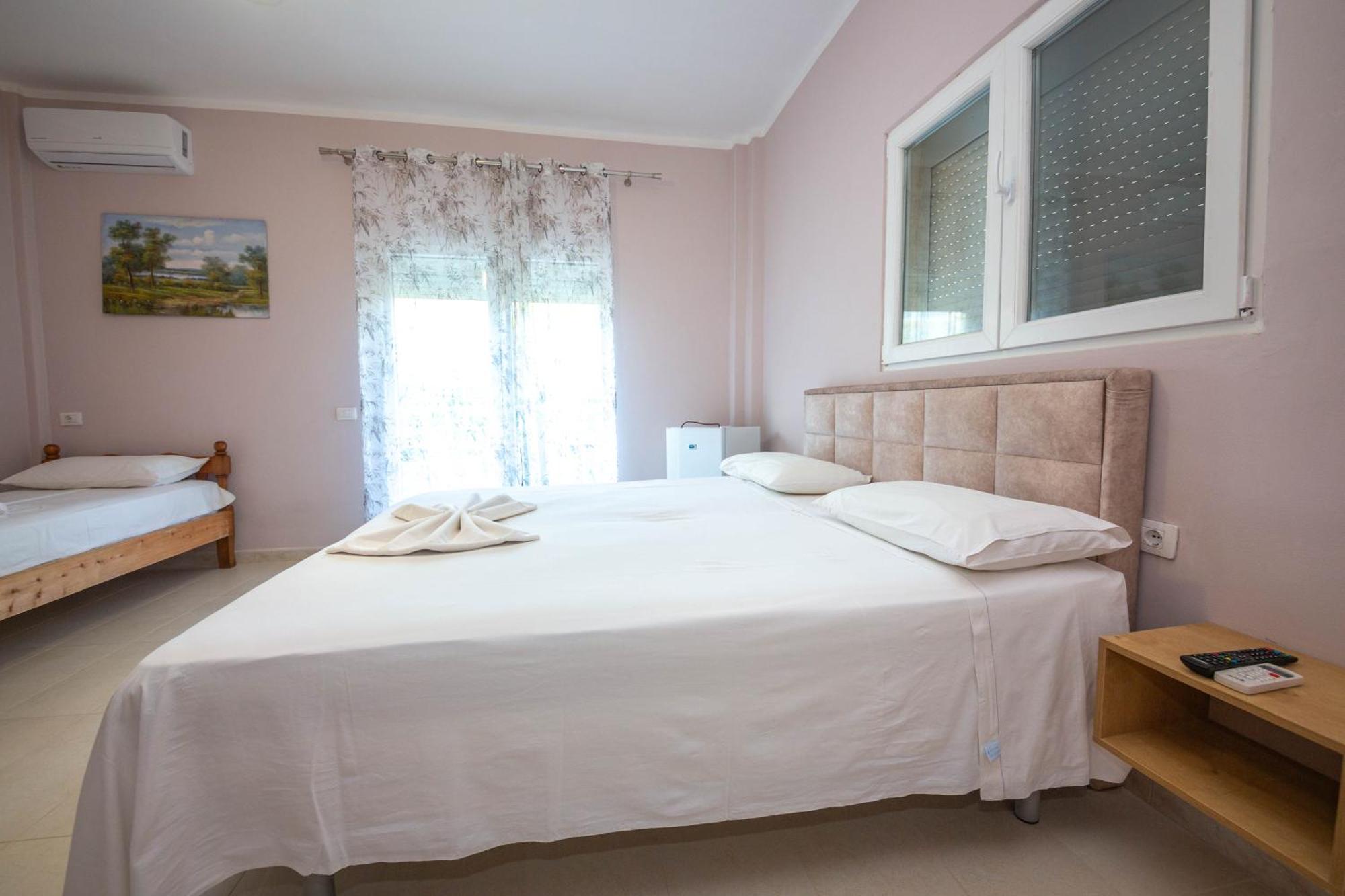 Blu Horizon Hotel Gjipe Дермі Екстер'єр фото